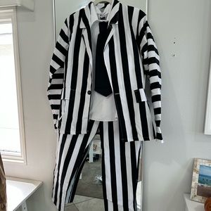 Men’s beetlejuice costume - Halloween